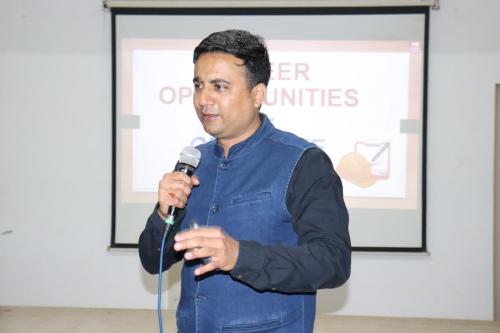 SEMINAR ON STRATEGY TO CRACK GATE AND OTHER COMPETITIVE EXAMS